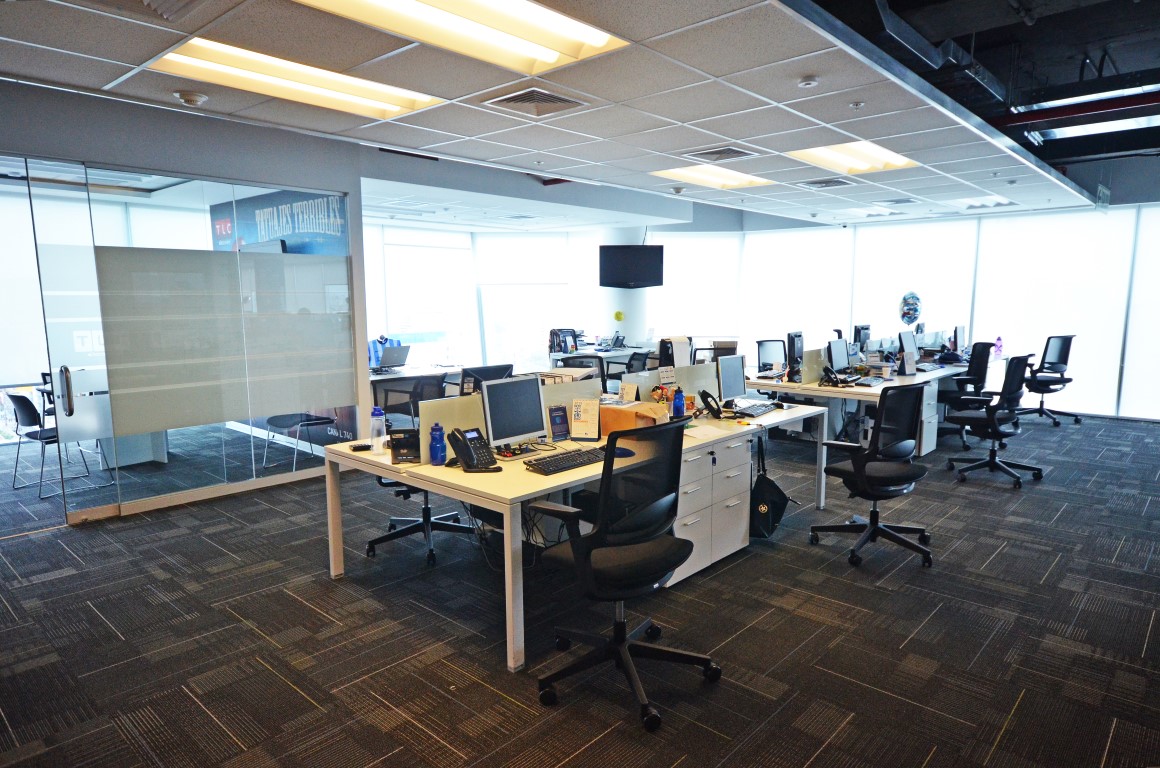 Implementación de Oficinas Direct TV Lima, Perú